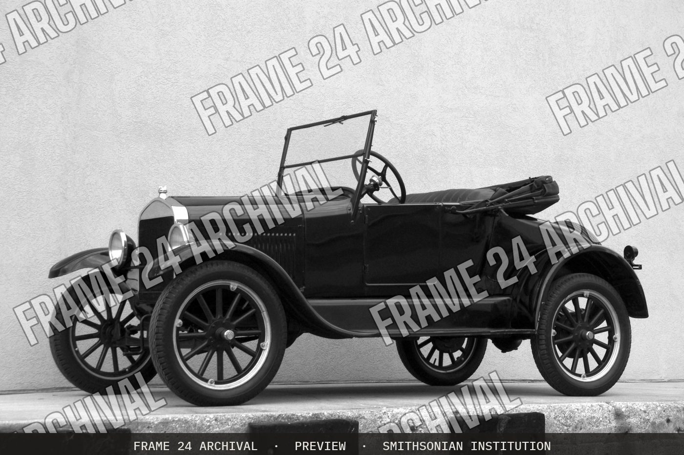 1926 Ford Model T roadster (1926), restored vintage black and white photograph