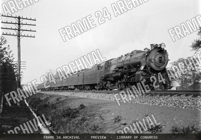 Pennsylvania Railroad : Locomotive PRR 3435, vintage black and white photograph