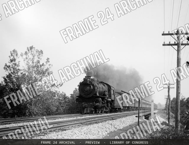 Pennsylvania Railroad : Locomotive PRR 782, vintage black and white photograph